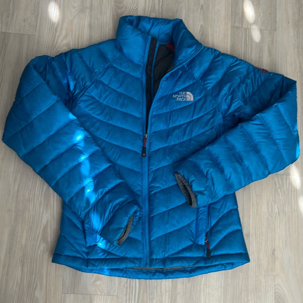 The North Face women’s puffer jacket XS